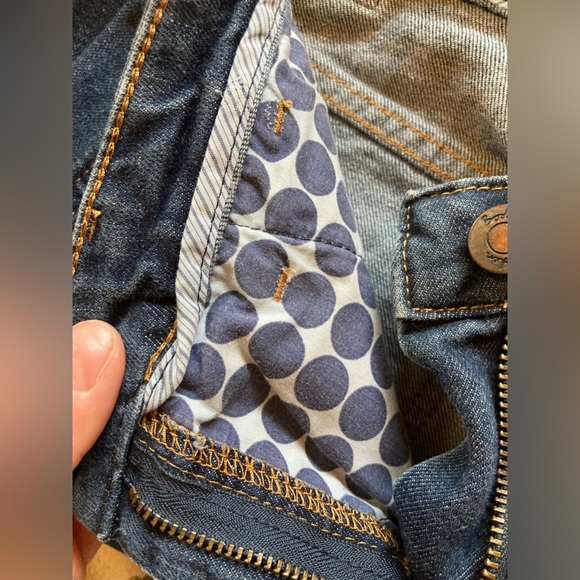 Boden denim skirt • UK brand • US Size 4 • EUC • beautifully made skirt - Picture 5 of 11